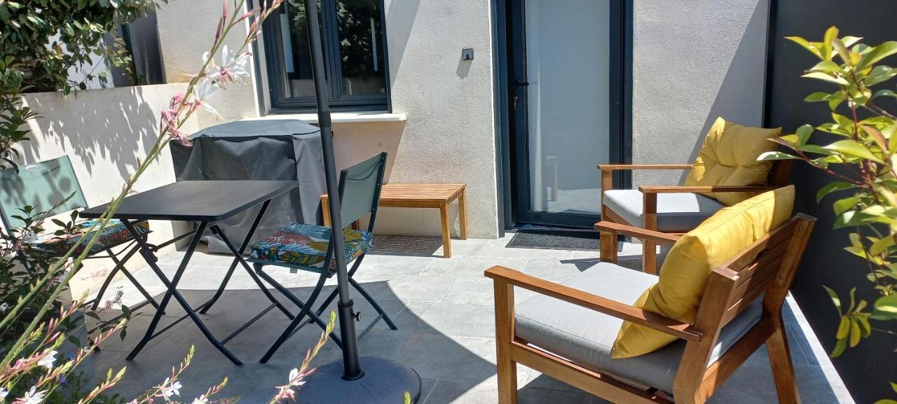 Charmant Logement Avec Terrasse Salinelles エクステリア 写真