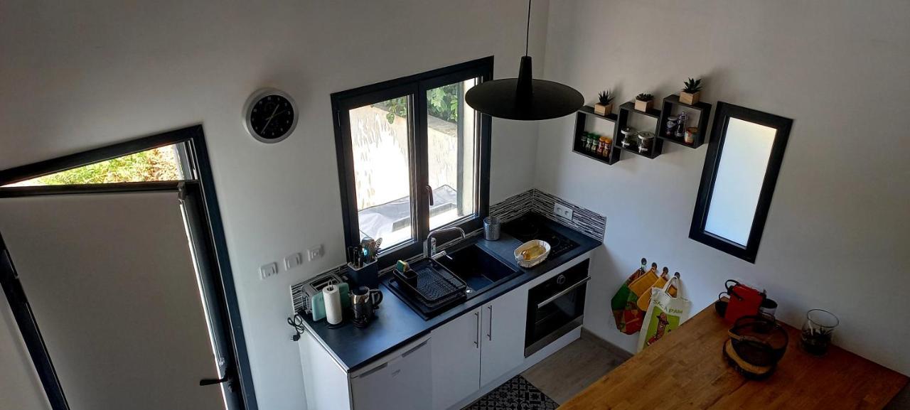 Charmant Logement Avec Terrasse Salinelles エクステリア 写真