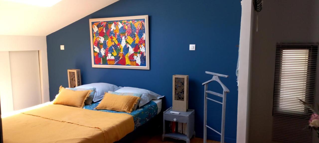 Charmant Logement Avec Terrasse Salinelles エクステリア 写真